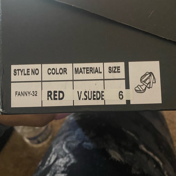 Plot Twist Heel - Fashion Nova - Picture 1 of 3